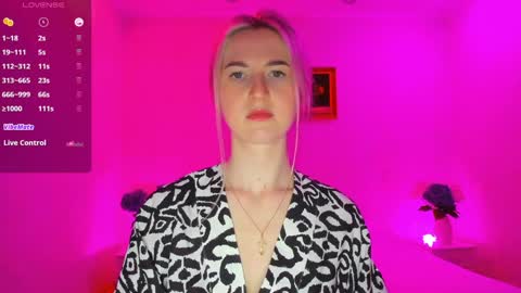 Snapshot of mellina_tey chatting on 01.23.25 Mellina online show from 01.23.25