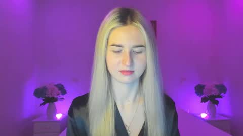 Snapshot of mellina_tey chatting on 02.20.25 Mellina online show from 02.20.25