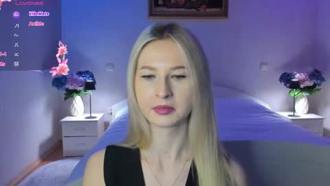 Snapshot of mellina_tey chatting on 03.02.26 Mellina online show from 03.02.26