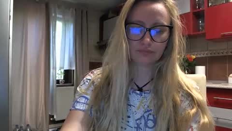 Melly online show from 05.19.26