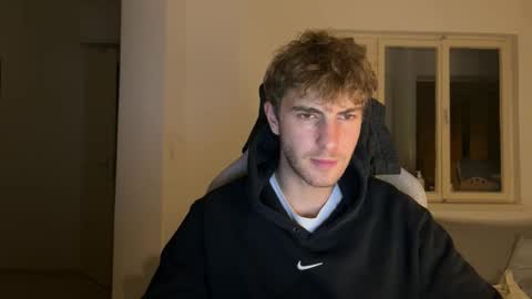 Snapshot of melodicass chatting on 11.08.25 Melodicass online show from 11.08.25