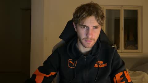 Snapshot of melodicass chatting on 11.15.25 Melodicass online show from 11.15.25