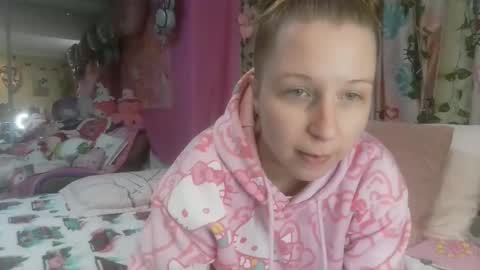 Melody Moral Lynn online show from 01.06.25