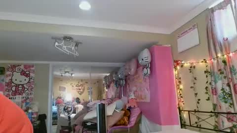 Melody Moral Lynn online show from 12.17.25