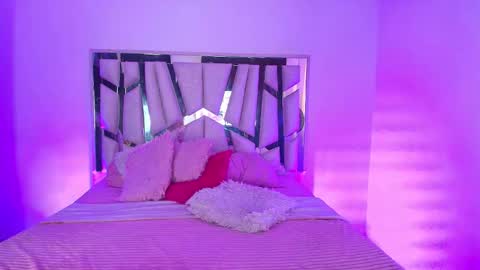    online show from 11.24.25