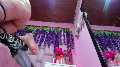 Snapshot of melody_klum chatting on 01.03.25 Melody online show from 01.03.25