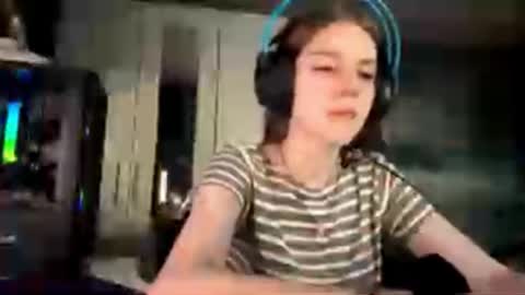 Hi Im Aria 18 years old online show from 10.08.25