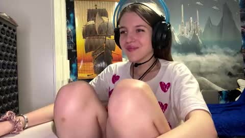 Hi Im Aria 18 years old online show from 12.01.25