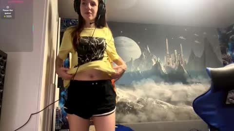 Hi Im Aria 18 years old online show from 02.27.26