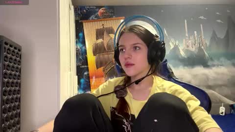 Hi Im Aria 18 years old online show from 03.13.26