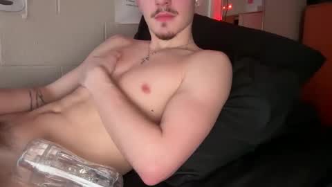 menarethebest123 online show from 01.15.25