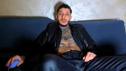 Fallow my ONLYFANS for xxx daily online show from 01.11.26