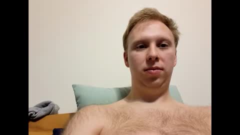 Snapshot of meow732 chatting on 11.19.25 meow732 online show from 11.19.25