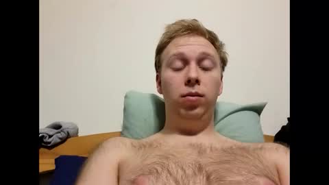 Snapshot of meow732 chatting on 11.26.25 meow732 online show from 11.26.25