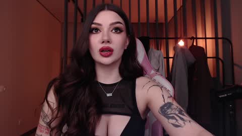 Snapshot of meow__baby chatting on 12.21.24 Amy Meow online show from 12.21.24