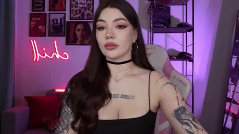 Snapshot of meow__baby chatting on 09.30.25 Amy Meow online show from 09.30.25