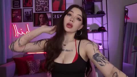 Snapshot of meow__baby chatting on 10.23.25 Amy Meow online show from 10.23.25