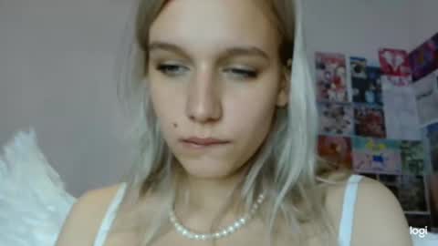 Lilu online show from 02.19.25