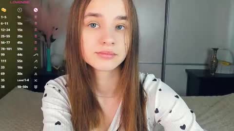 Snapshot of meoww_meows chatting on 04.07.26 Julie online show from 04.07.26