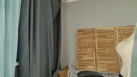 Snapshot of meowwmurr chatting on 03.02.26 Mia online show from 03.02.26