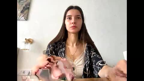 LEVA online show from 04.08.26