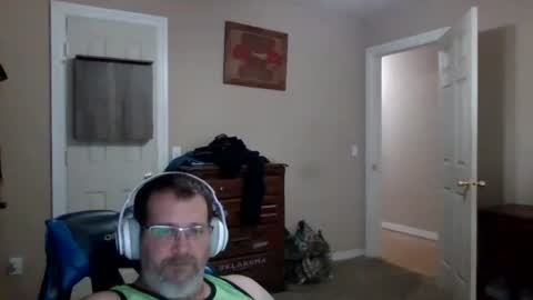 Snapshot of mercer1977 chatting on 10.21.25 mercer1977 online show from 10.21.25