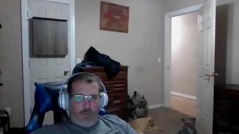 Snapshot of mercer1977 chatting on 10.31.25 mercer1977 online show from 10.31.25