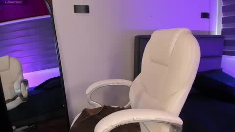 Merida  online show from 02.17.25