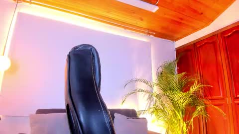 MERI online show from 11.15.25