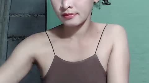 Snapshot of merietiny chatting on 02.20.25 merietiny online show from 02.20.25