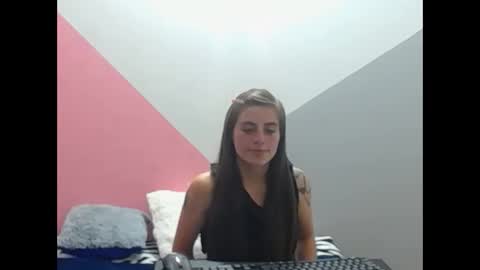 MERILY online show from 11.10.25