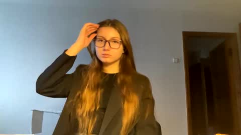 Joan  online show from 12.05.25