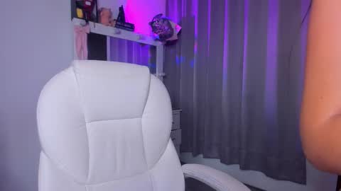 instagram fernandatoloza01  online show from 01.09.26