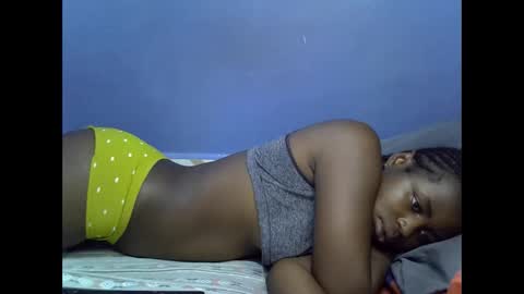 merlin_queen online show from 10.18.25