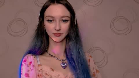 Snapshot of mermaidvibestides chatting on 11.30.25 mermaidvibestides online show from 11.30.25