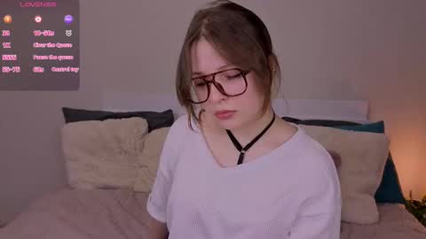 Marie online show from 02.04.26