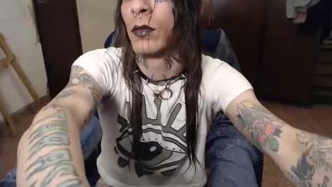 merurial1 online show from 10.15.25