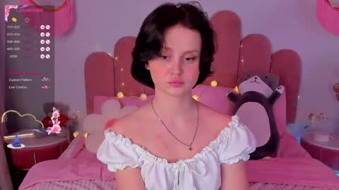 Anna online show from 01.24.25