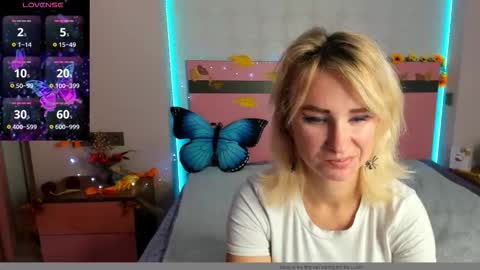 merymidnight online show from 10.15.25