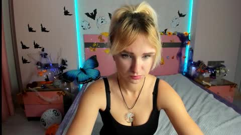 merymidnight online show from 10.24.25