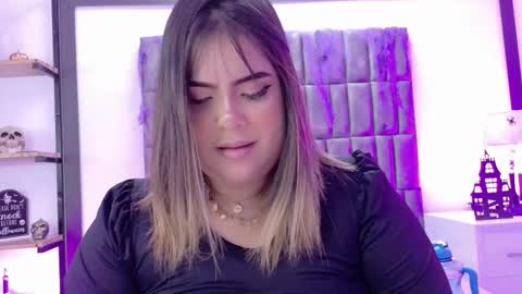 Mery Stone online show from 10.19.25