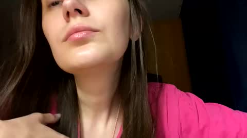 Snapshot of mesmerizing_hypn0_goddess chatting on 11.12.25 Jessica online show from 11.12.25