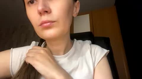 Snapshot of mesmerizing_hypn0_goddess chatting on 11.16.25 Jessica online show from 11.16.25