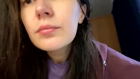 Snapshot of mesmerizing_hypn0_goddess chatting on 12.20.25 Jessica online show from 12.20.25