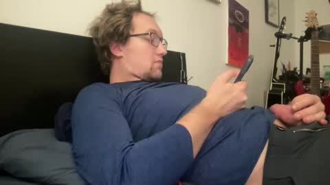 metallica92786 online show from 12.28.24