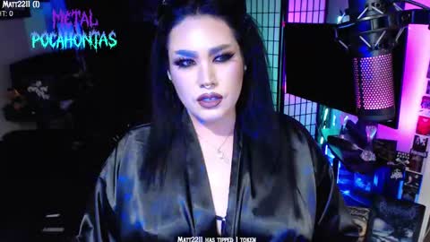 Snapshot of metalpocahotass chatting on 11.19.25 MetalPocahotass online show from 11.19.25