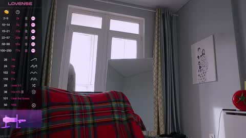 Stella online show from 10.12.25