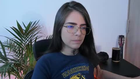 Meurif online show from 12.22.25