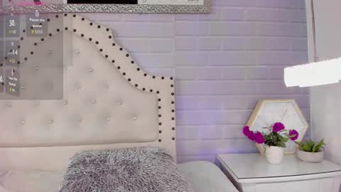Snapshot of meybaldini chatting on 09.25.25 Mey Cute online show from 09.25.25