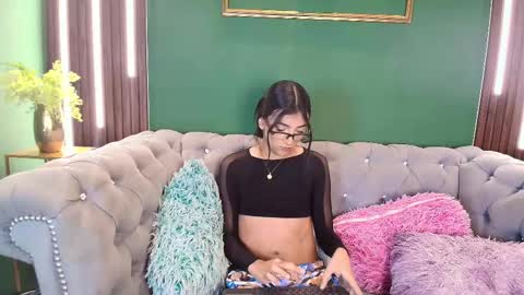 Snapshot of mhia_kate chatting on 02.27.25 Mhia Kate online show from 02.27.25